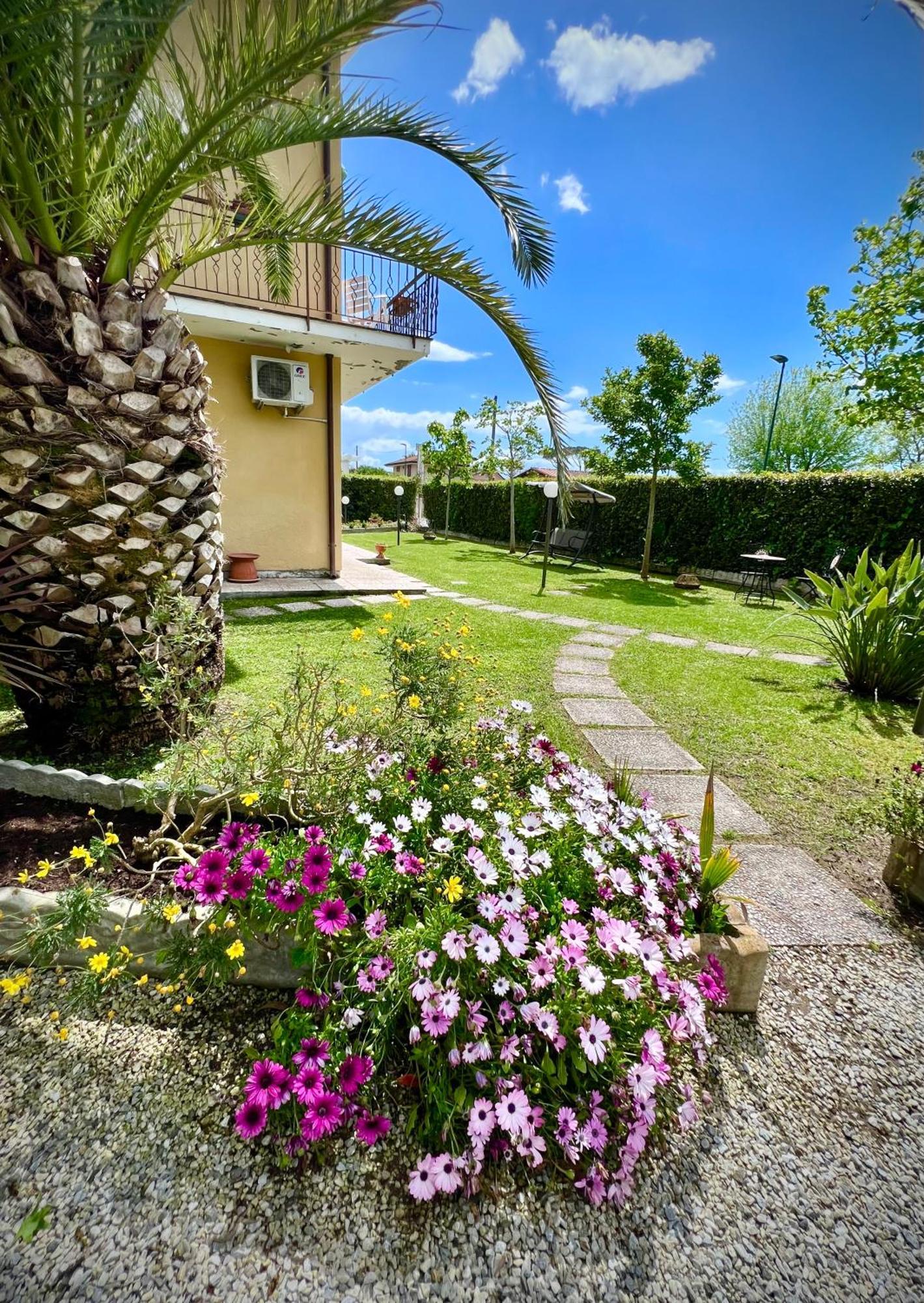 Bed&Breakfast Villa Lorena Φόρτε ντε Μάρμι Εξωτερικό φωτογραφία