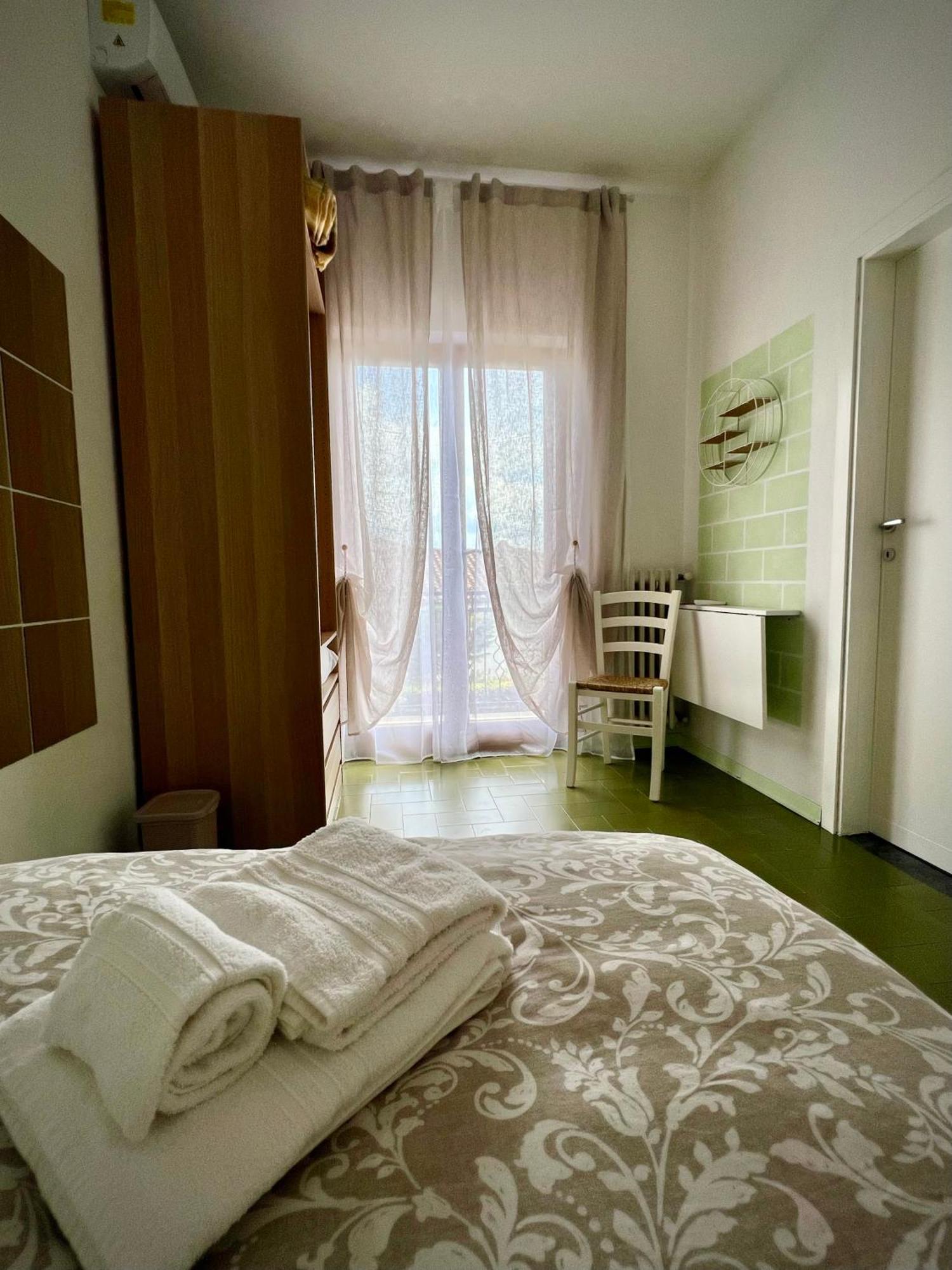 Bed&Breakfast Villa Lorena Φόρτε ντε Μάρμι Δωμάτιο φωτογραφία