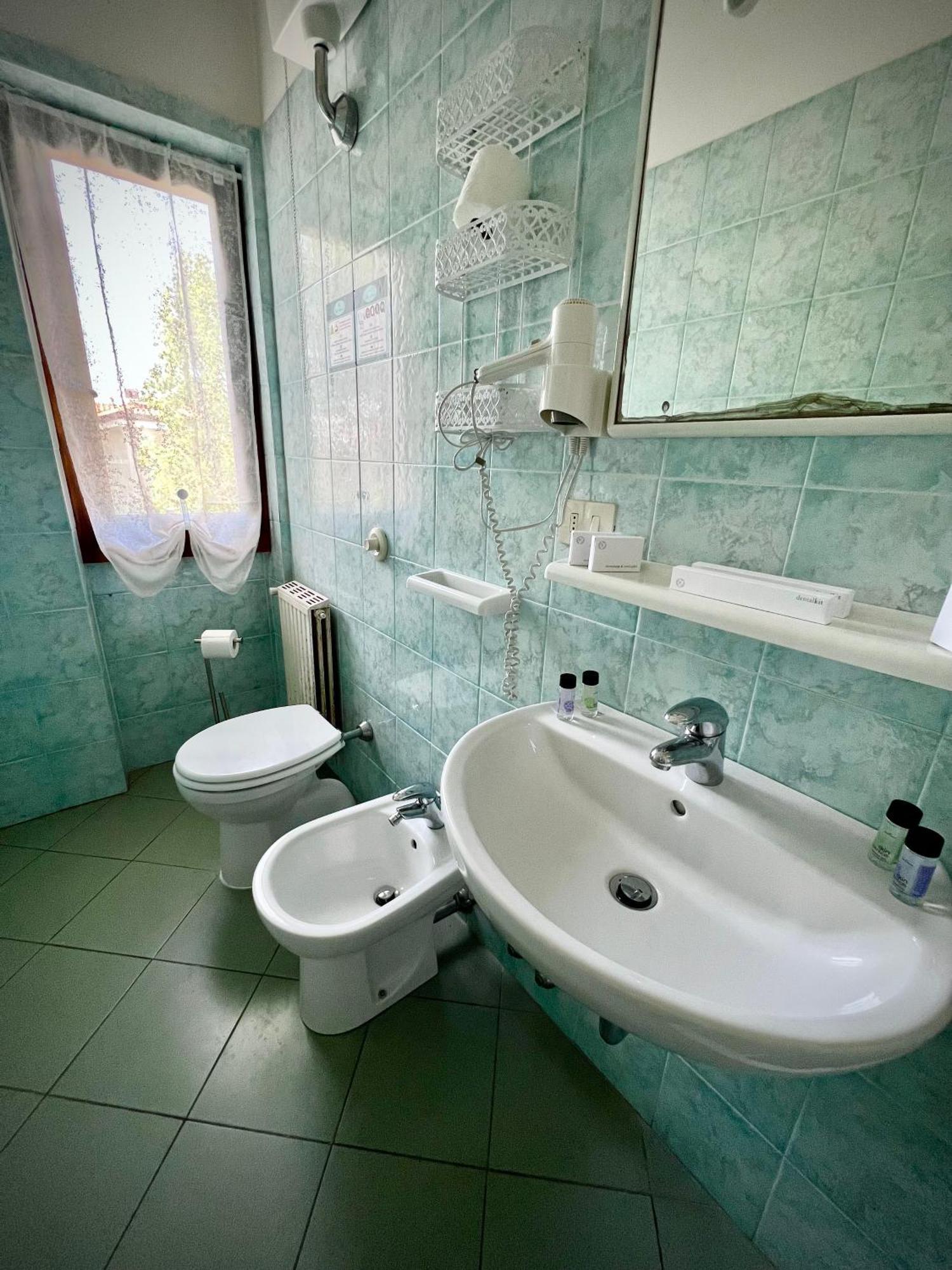 Bed&Breakfast Villa Lorena Φόρτε ντε Μάρμι Δωμάτιο φωτογραφία